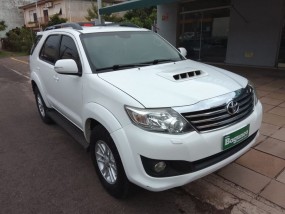 HILUX SW4 SRV 3.0TDI AWD